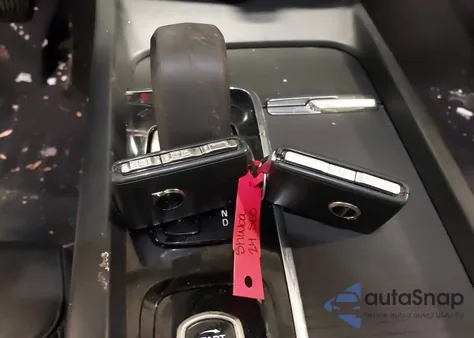 2024 Volvo S60 B5 Core Dark Theme z USA, uszkodzony, nr VIN 7JRL12TKXRG297108